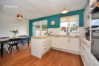Elmstead Gardens, Worcester Park, Surrey, KT4