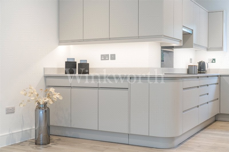 The Brookdales, London, NW11