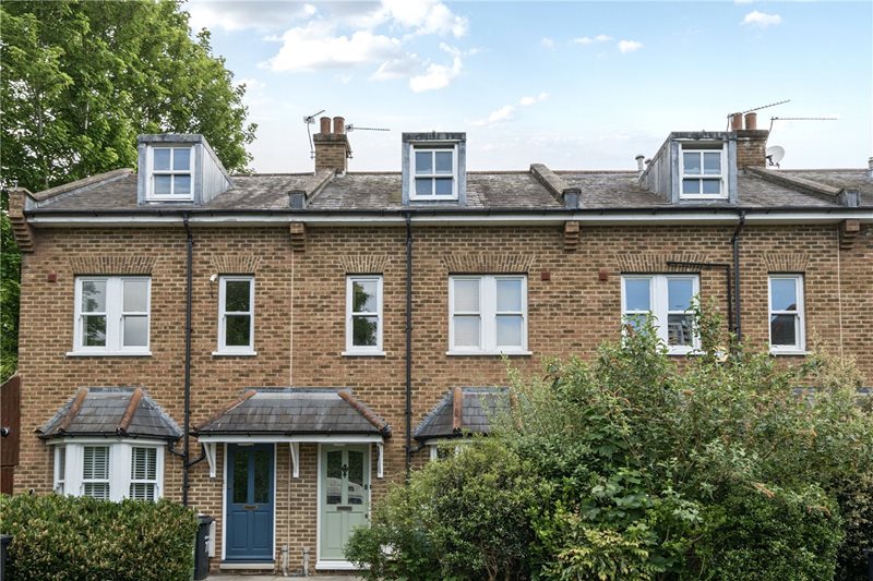 Cressingham Road, Lewisham, London, SE13