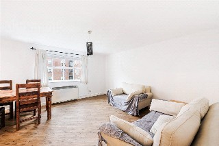 Lisle Close, Heritage Park, London, SW17