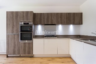 Bathurst Square, London, N15