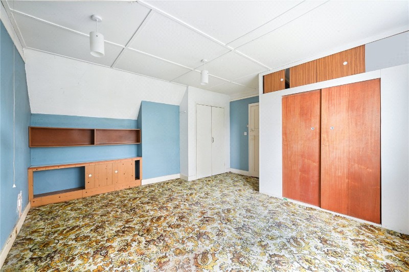 North Looe, Reigate Road, Epsom, Surrey, KT17
