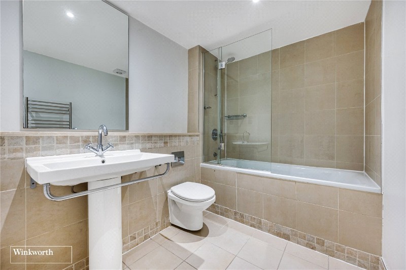 Grove Park Road, Chiswick, W4