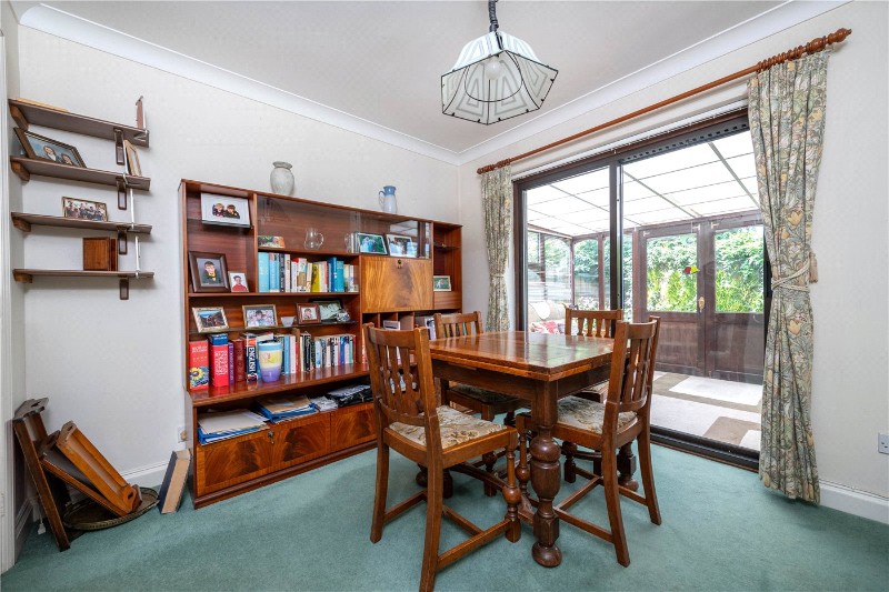 Dorchester Avenue, Bourne, PE10