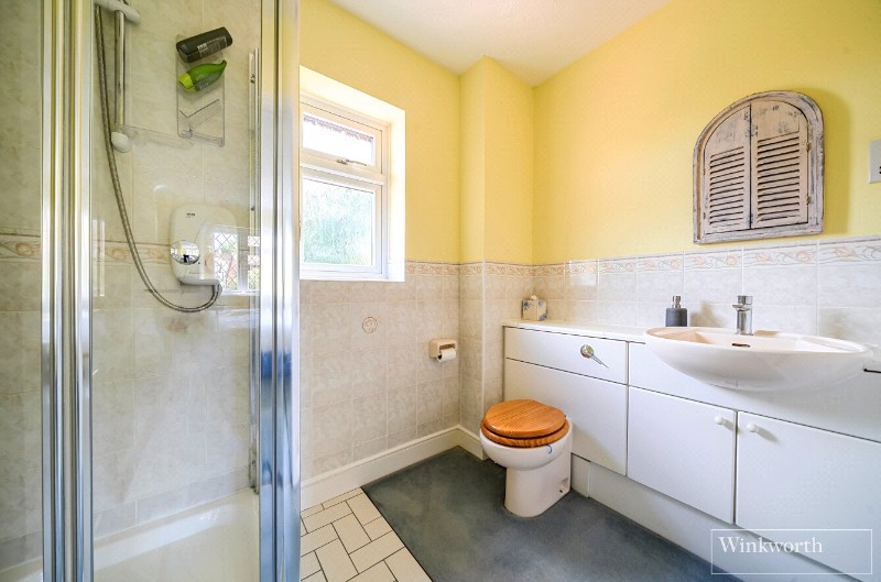 Heywood Drive, Bagshot, Surrey, GU19