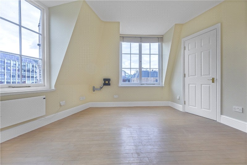 Giltspur Street, London, EC1A