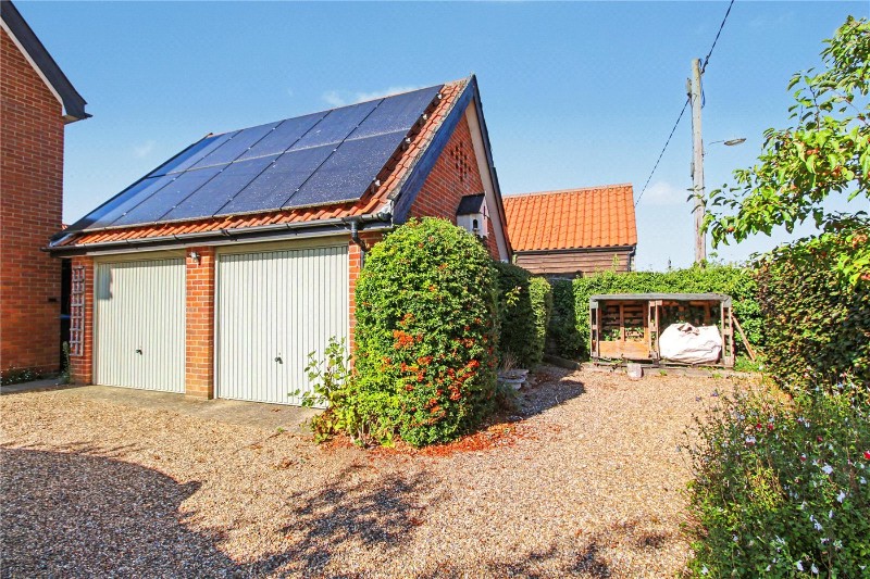 Bramfield Road, Wenhaston, Halesworth, IP19