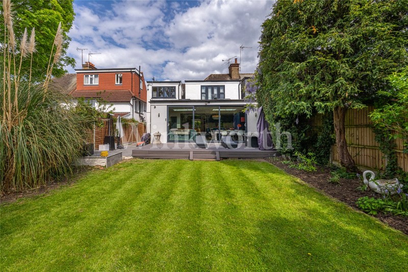 Sanderstead Avenue, London, NW2