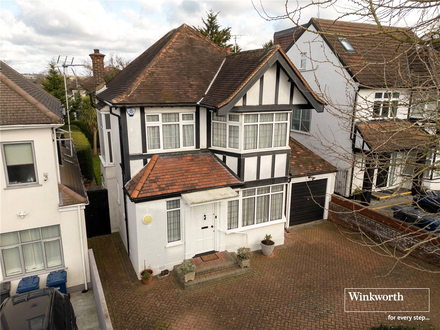 Edgeworth Crescent, Hendon, London, NW4
