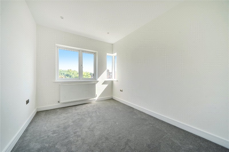 Highview Avenue, Edgware, HA8