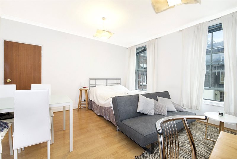 Dufours Place, London, W1F