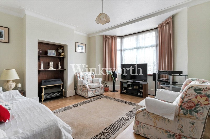 Belmont Avenue, London, N13