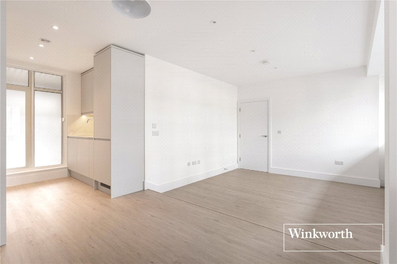 Arcadia Avenue, London, N3