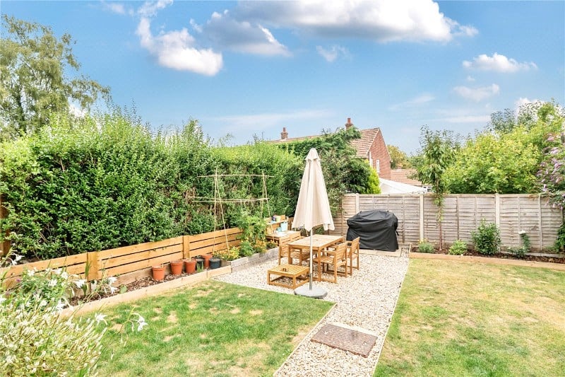 Kingsley Close, Shaw, Newbury, Berkshire, RG14