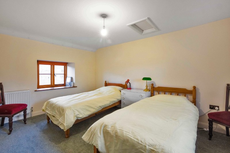 Kilham Lane, Shipton Oliffe, Cheltenham, Gloucestershire, GL54
