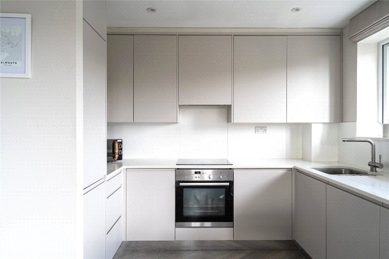 Curtis Field Road, London, SW16