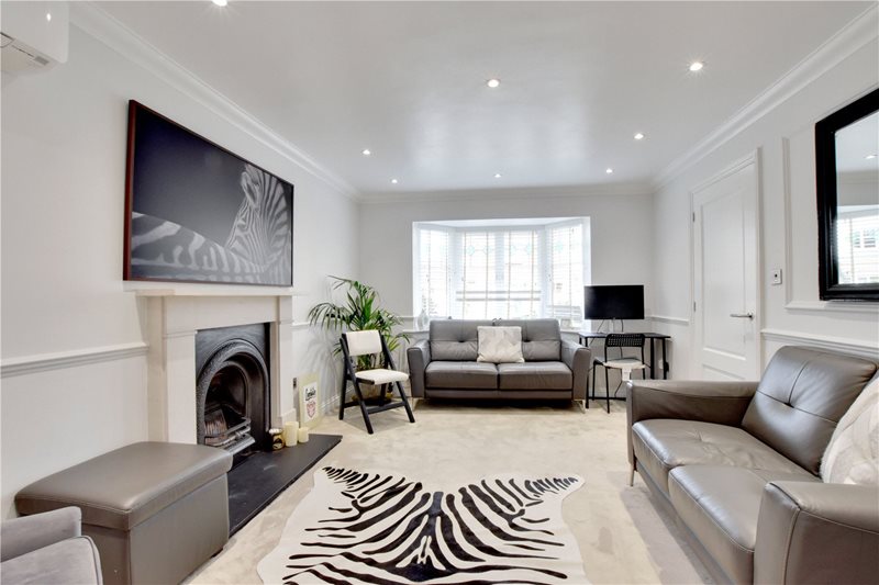 Crosier Close, Blackheath, London, SE3