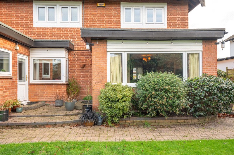 Almond Avenue, Leamington Spa, Warwickshire, CV32