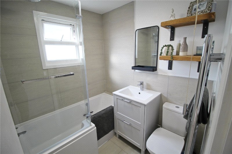 Manor Close, Langtoft, Peterborough, Lincolnshire, PE6
