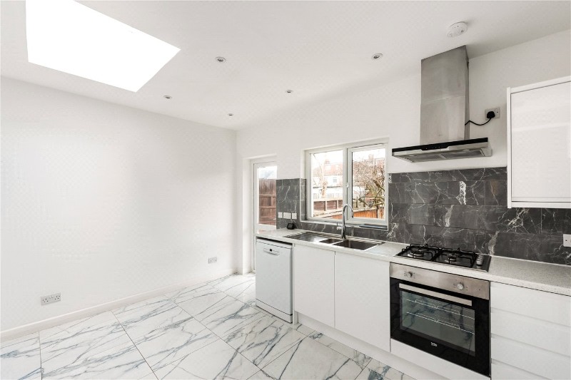 Sanderstead Road, London, E10