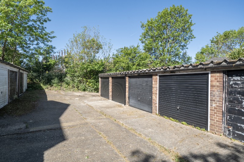 Hennel Close, London, SE23