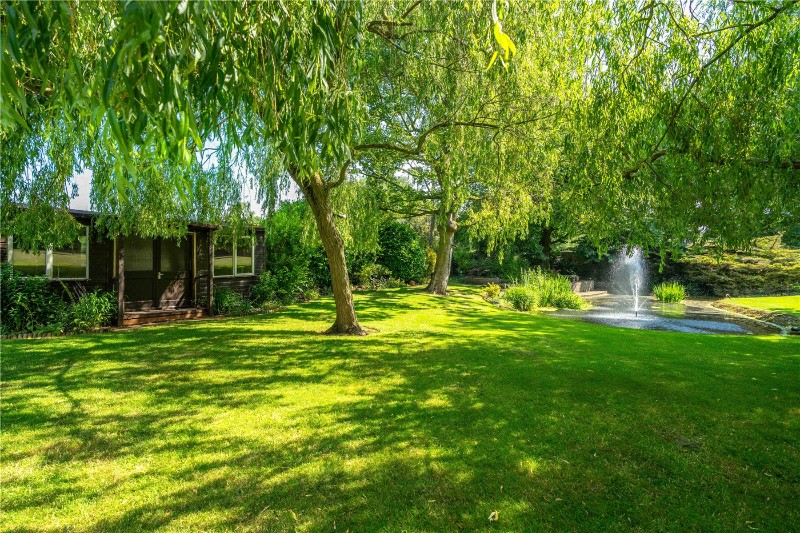West Drive, Sudbrooke, Lincoln, Lincolnshire, LN2