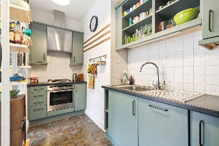 Byton Road, London, SW17