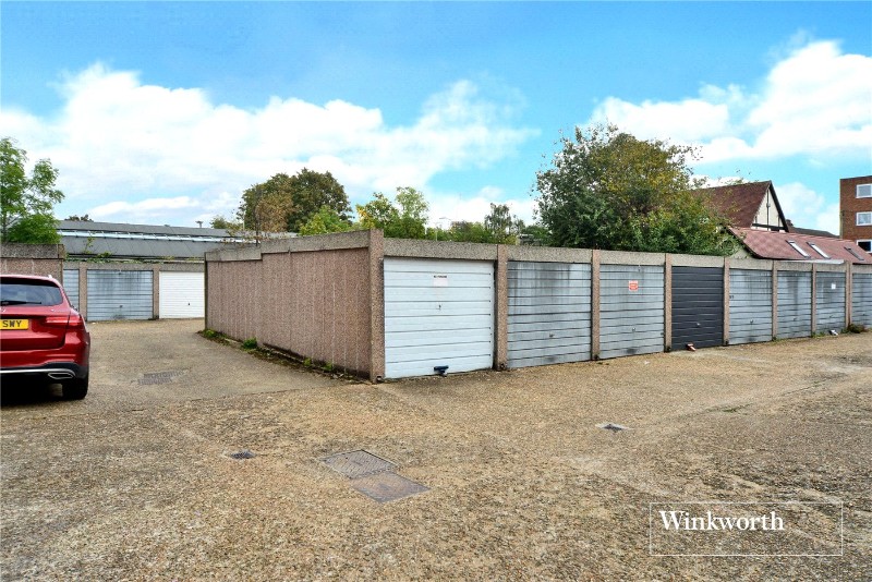 St. James Road, Sutton, SM1