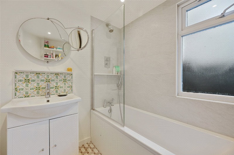 Sedgeford Road, London, W12