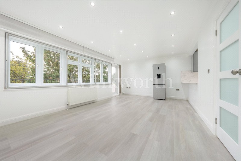 Wayside, London, NW11