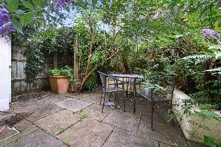 Thorpebank Road, London, W12
