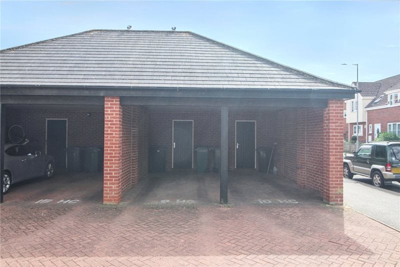Hamilton Court, Trafalgar Square, Poringland, Norwich, NR14
