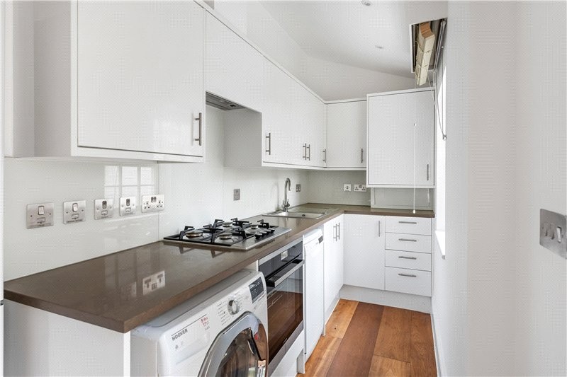 Wandsworth Road, London, SW8