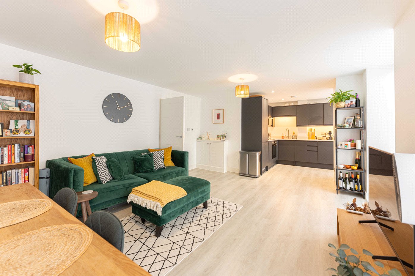 Dining To Kitchen An