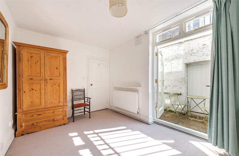Gloucester Street, London, SW1V