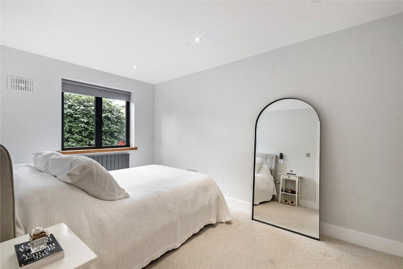 Oakhurst Grove, East Dulwich, London, SE22