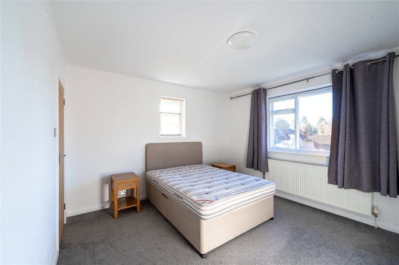 Kingswood Close, Weybridge, Surrey, KT13