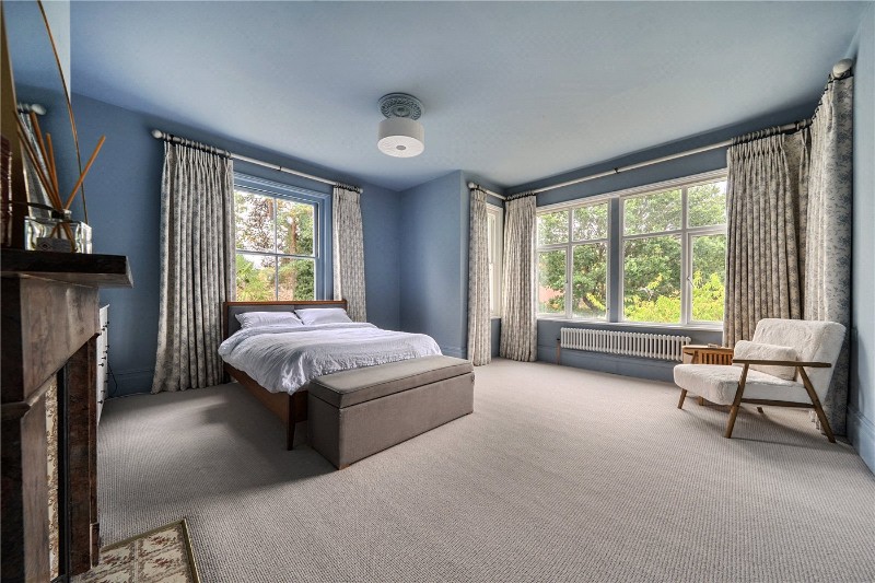Boundstone Road, Rowledge, Farnham, Surrey, GU10