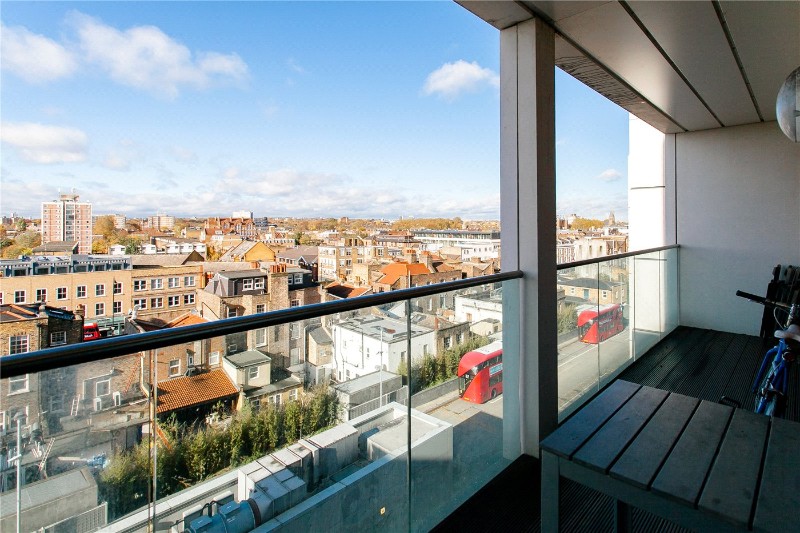 Roseberry Place, LONDON, E8