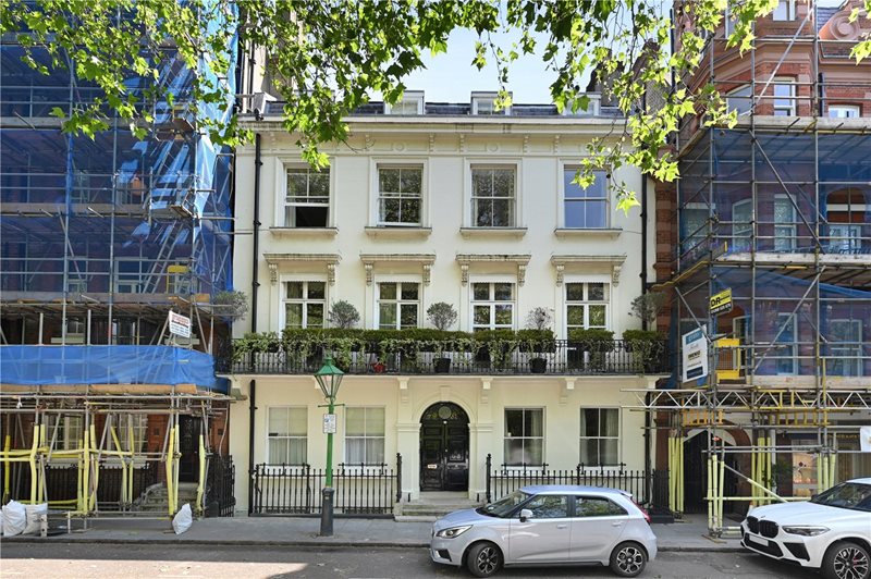 Kensington Square, Kensington, London, W8