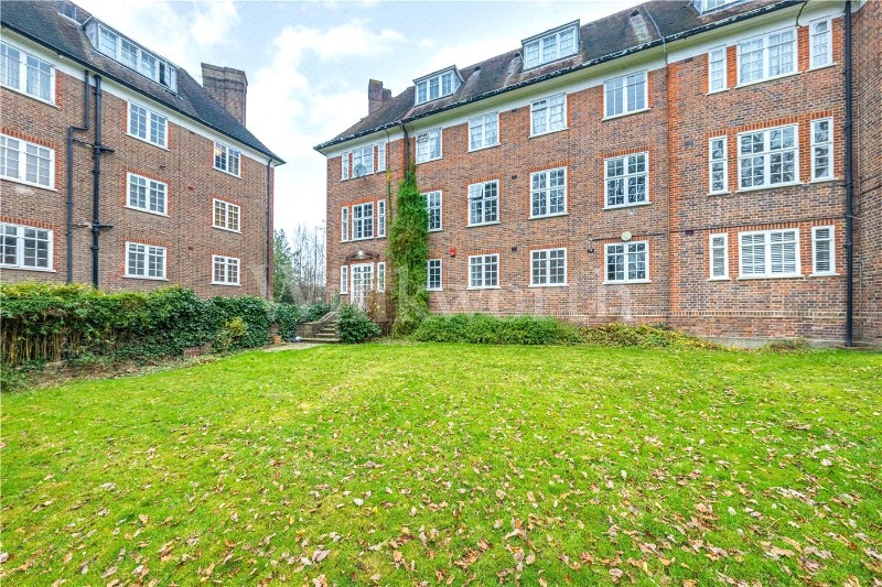 Lyttelton Road, London, N2