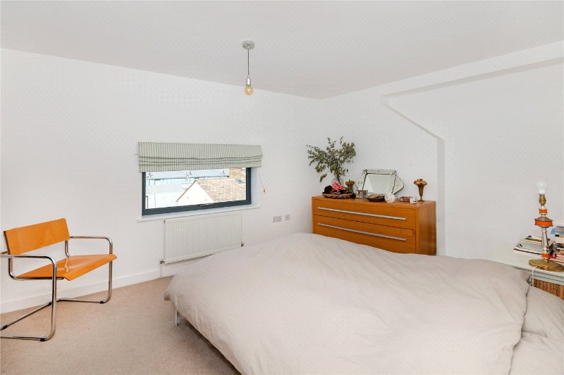 New Cross Road, London, SE14