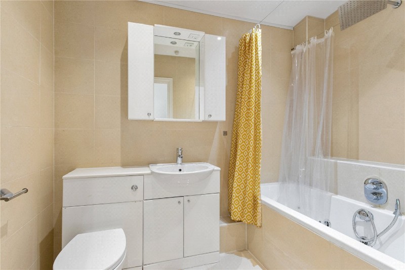 Hazelwood Lane, London, N13