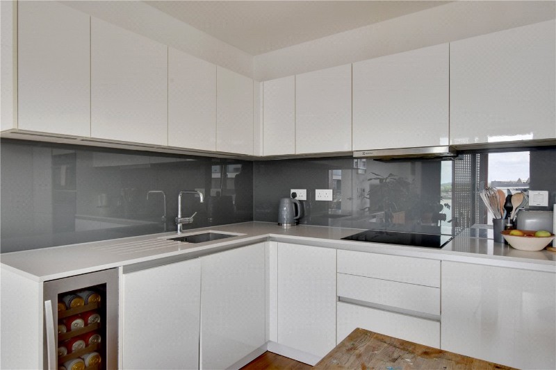 Gordian Apartments, 34 Cable Walk, Greenwich, London, SE10