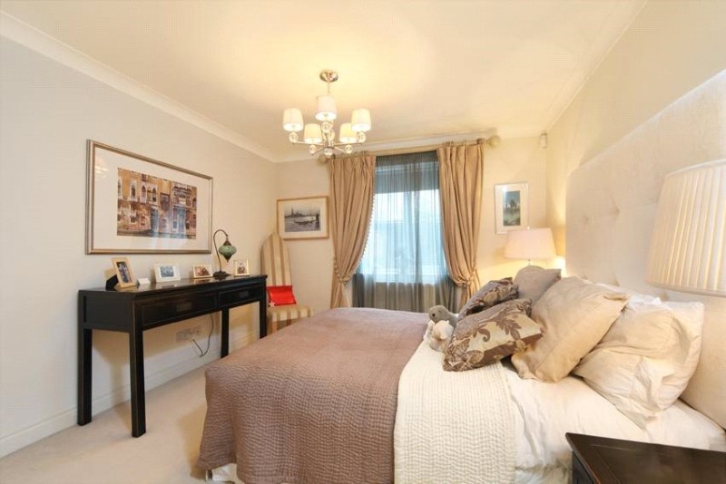 Old Chiswick Yard, Pumping Station Road, London, W4