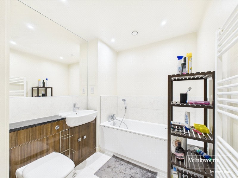 Moorhen Drive, London, NW9