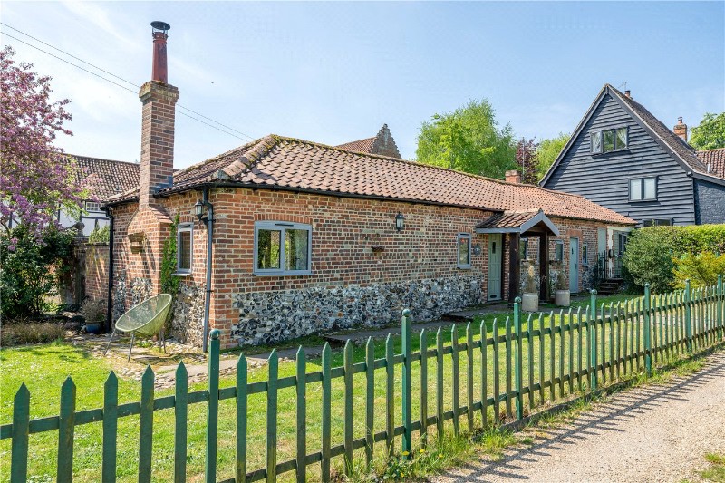 Holverston, Norwich, Norfolk, NR14