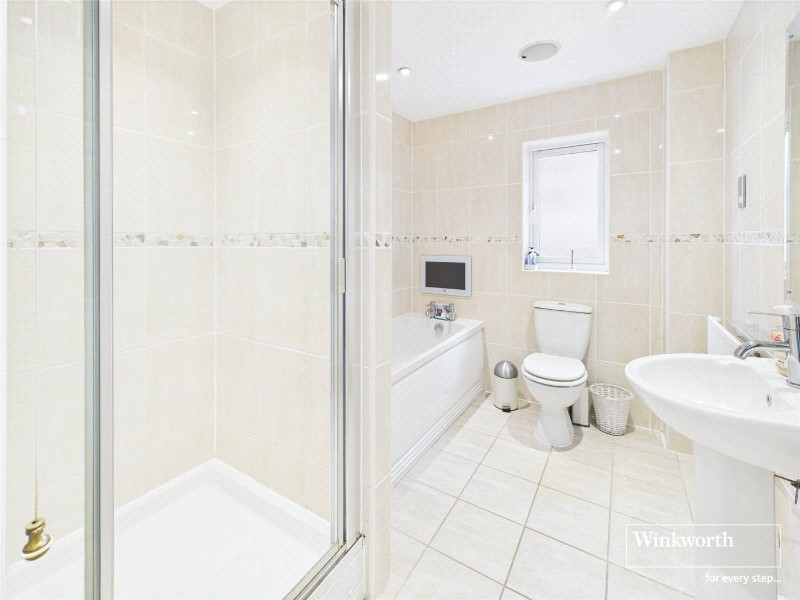 Rosyth Gardens, Newbury, Berkshire, RG14