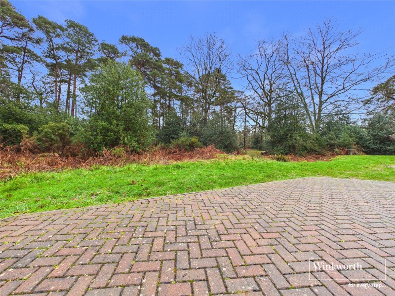 Honor Avenue, Burghfield Common, Reading, Berkshire, RG7