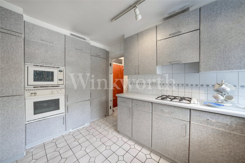 Dolphin Court, Woodlands, London, NW11